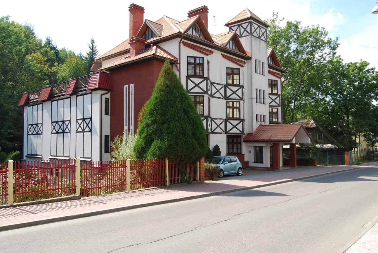 Familijny Ośrodek Wypoczynkowo - Rehabilitacyjny Zdrój